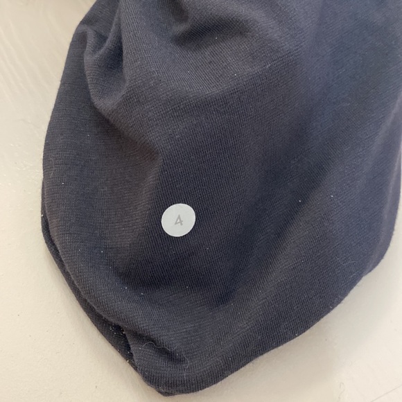 Lululemon Jacket - Picture 7 of 8